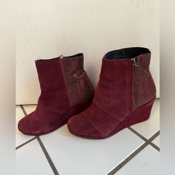 Toms maroon wedge boot Size 7 - Picture 5 of 8